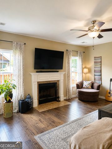 15 Lynnfield Drive, Newnan, GA 30263