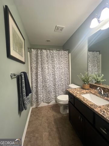 15 Lynnfield Drive, Newnan, GA 30263