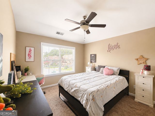 15 Lynnfield Drive, Newnan, GA 30263