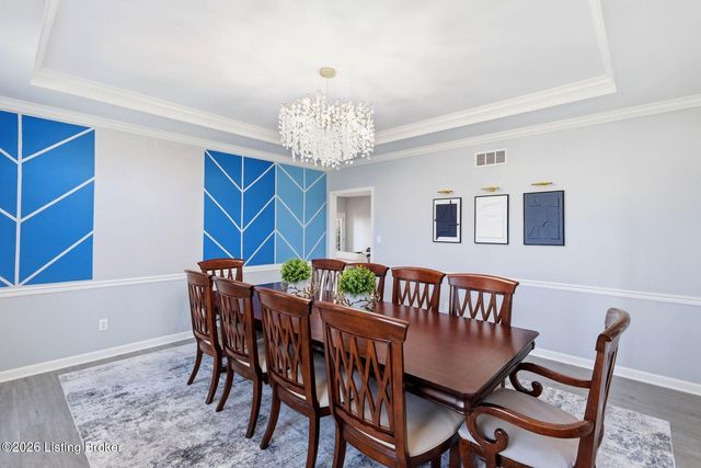 305 Gablewood Cir, Louisville, KY 40245