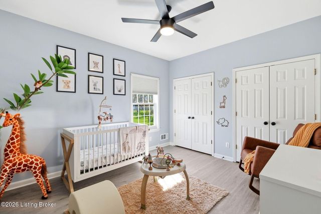 305 Gablewood Cir, Louisville, KY 40245