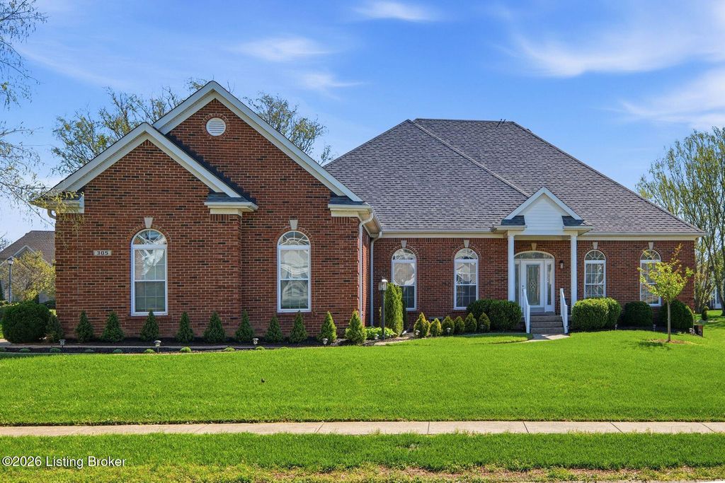 305 Gablewood Cir, Louisville, KY 40245