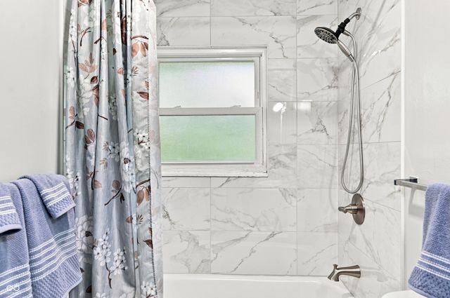 3402 N Windcrest Drive, Bloomington, IN 47404