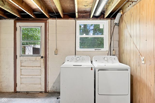 3402 N Windcrest Drive, Bloomington, IN 47404