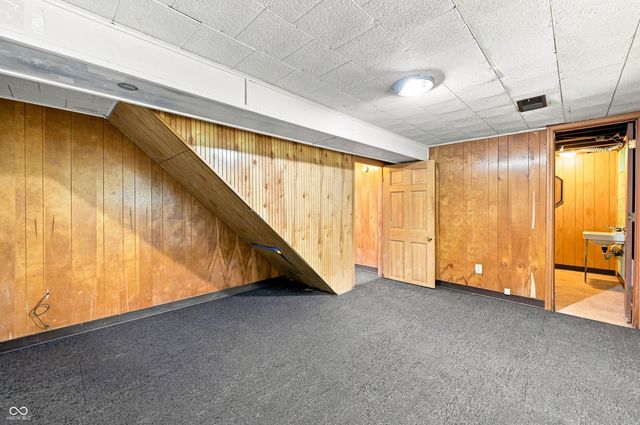 3402 N Windcrest Drive, Bloomington, IN 47404