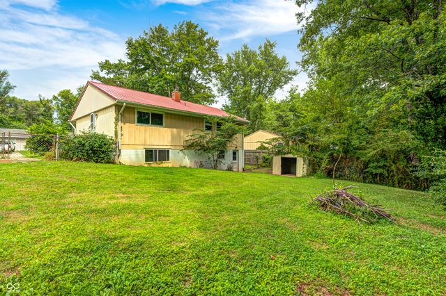 3402 N Windcrest Drive, Bloomington, IN 47404