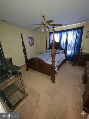 4804 JEFFERSON ST, Lanham, MD 20706