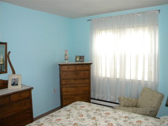 4 Revere Drive, Sayville, NY 11782