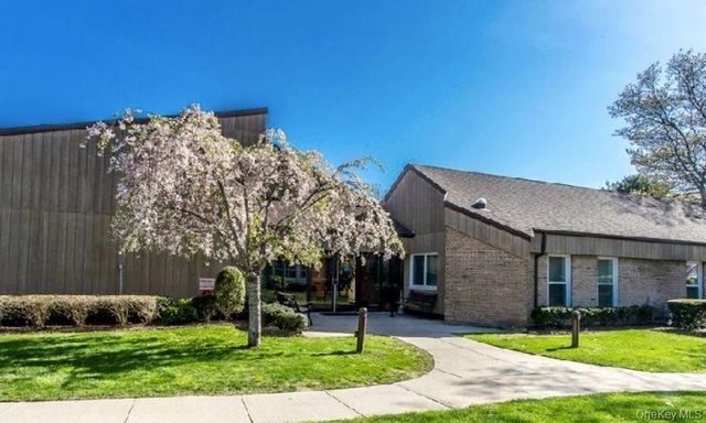 4 Revere Drive, Sayville, NY 11782