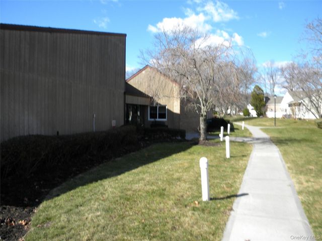 4 Revere Drive, Sayville, NY 11782