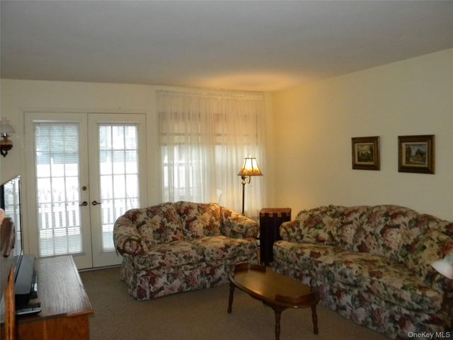 4 Revere Drive, Sayville, NY 11782