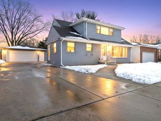 507 S Waterman Avenue, Arlington Heights, IL 60004