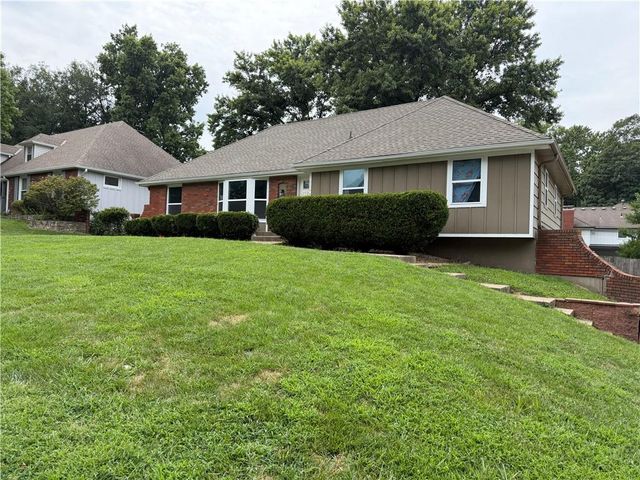 7504 Overton Avenue, Raytown, MO 64138