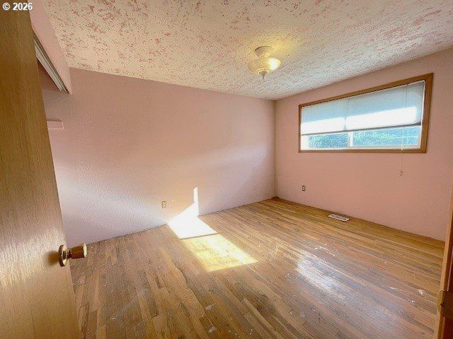 617 HARTKE Loop, Oregon City, OR 97045