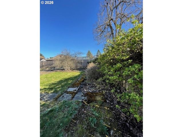 617 HARTKE Loop, Oregon City, OR 97045