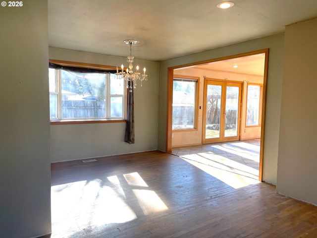 617 HARTKE Loop, Oregon City, OR 97045