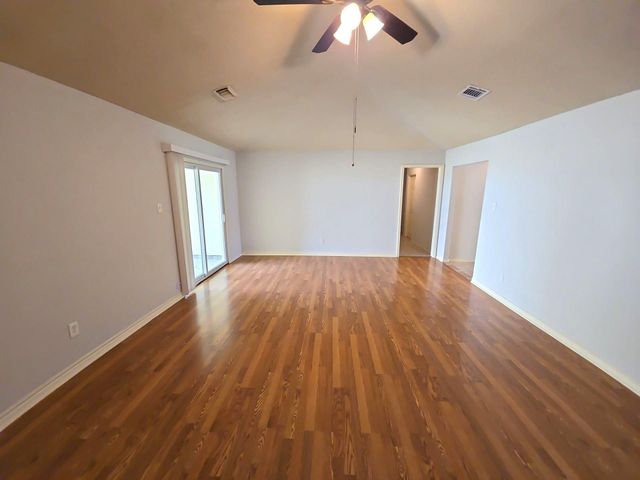 5611 Caldicote Street, Humble, TX 77346