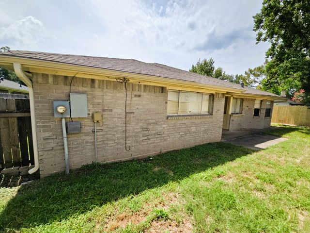 5611 Caldicote Street, Humble, TX 77346
