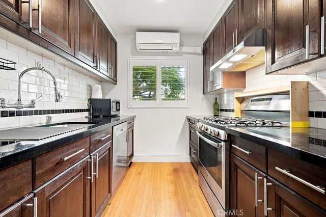 1615 N Laurel Avenue 214, Hollywood, CA 90046
