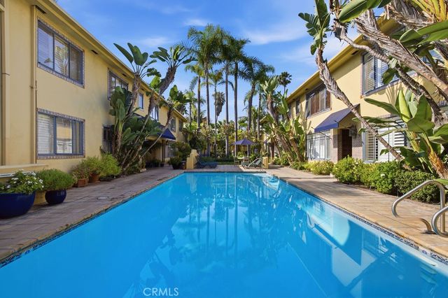 1615 N Laurel Avenue 214, Hollywood, CA 90046