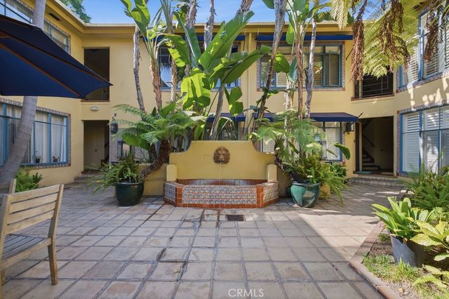 1615 N Laurel Avenue 214, Hollywood, CA 90046