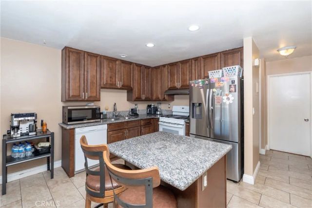 1143 S Clifpark, Anaheim, CA 92805