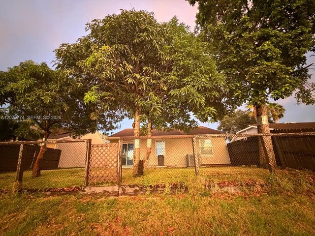 22979 Sandalfoot Boulevard, Boca Raton, FL 33428