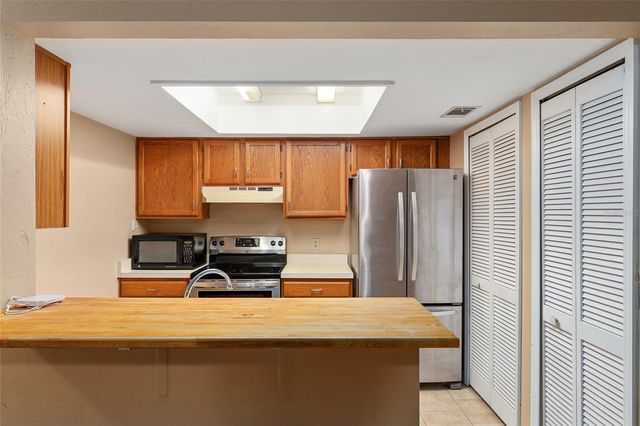 900 SW 62ND BOULEVARD L76, Gainesville, FL 32607
