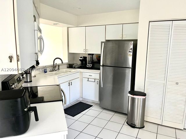 9100 Boca Gardens Pkwy B, Boca Raton, FL 33496