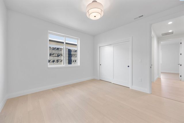 2871 Savanna Ave, Richland, WA 99352