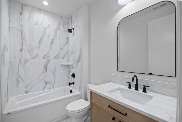 2871 Savanna Ave, Richland, WA 99352