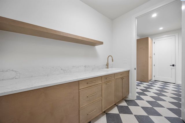 2871 Savanna Ave, Richland, WA 99352