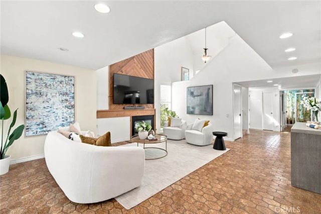2854 Park Vista Court, Fullerton, CA 92835