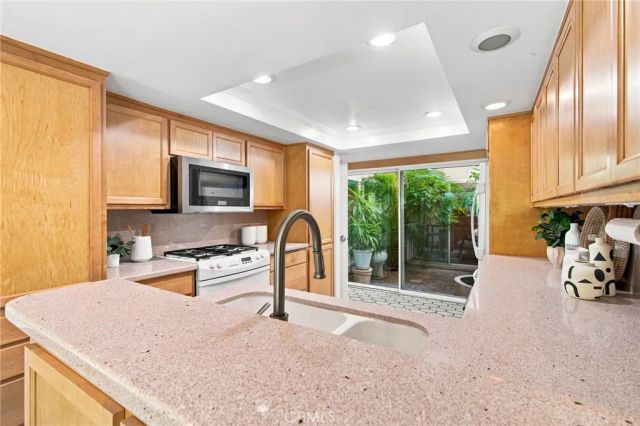 2854 Park Vista Court, Fullerton, CA 92835