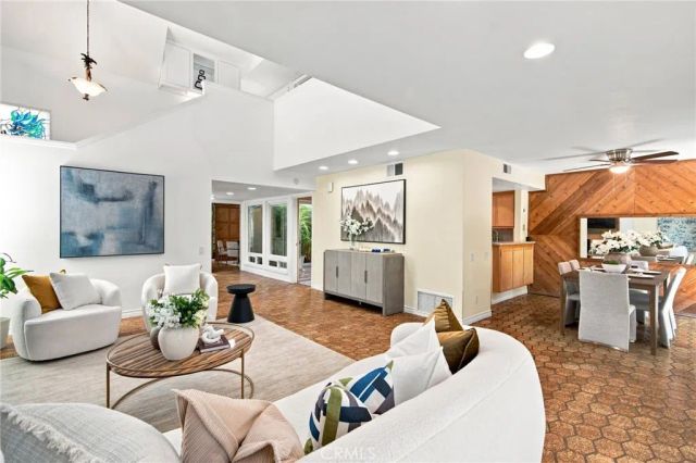 2854 Park Vista Court, Fullerton, CA 92835