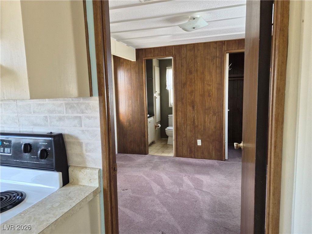 201 North Murphy Street, Pahrump, NV 89060