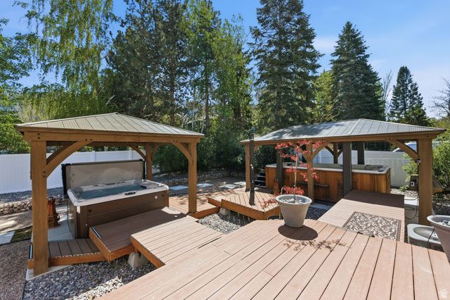 5 QUIETWOOD LN, Sandy, UT 84092