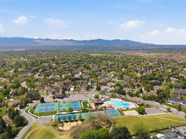 5 QUIETWOOD LN, Sandy, UT 84092