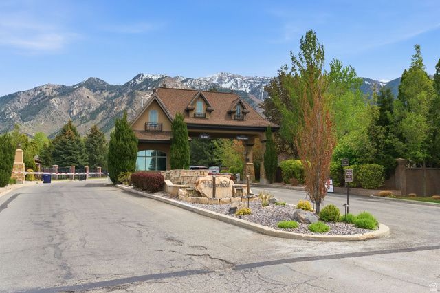 5 QUIETWOOD LN, Sandy, UT 84092