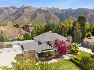 5 QUIETWOOD LN, Sandy, UT 84092