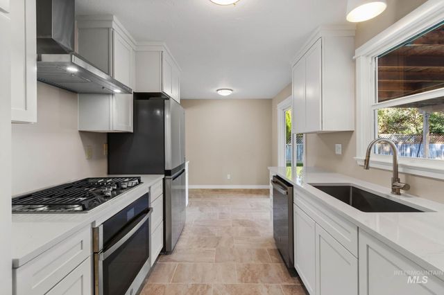 1905 W Bedford, Boise, ID 83705