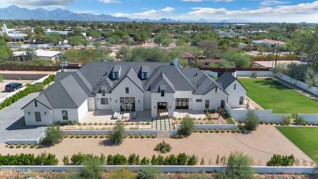 10229 N 64th Street, Paradise Valley, AZ 85253