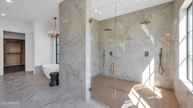 10229 N 64th Street, Paradise Valley, AZ 85253