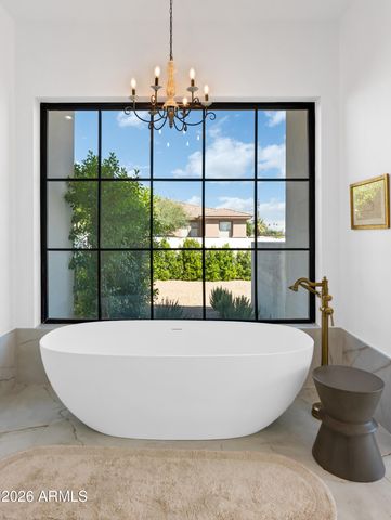 10229 N 64th Street, Paradise Valley, AZ 85253