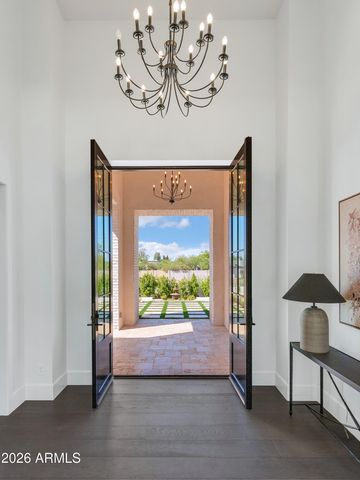 10229 N 64th Street, Paradise Valley, AZ 85253