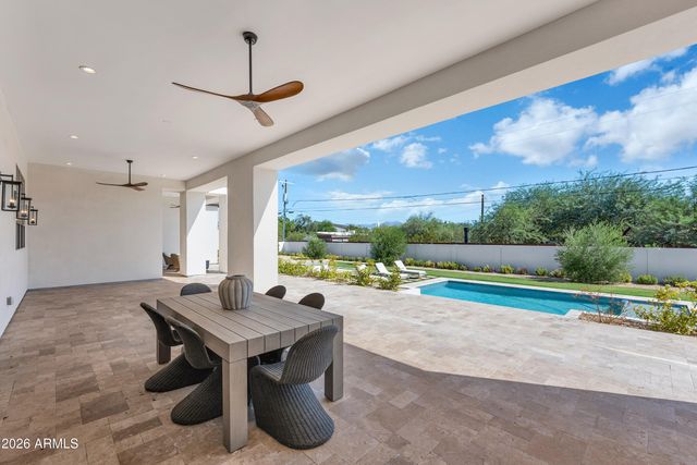 10229 N 64th Street, Paradise Valley, AZ 85253