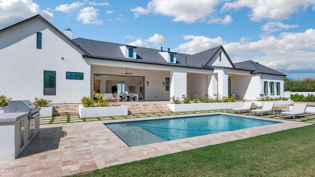 10229 N 64th Street, Paradise Valley, AZ 85253