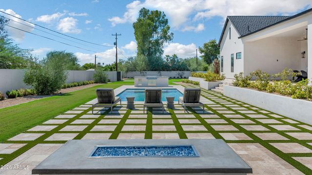 10229 N 64th Street, Paradise Valley, AZ 85253