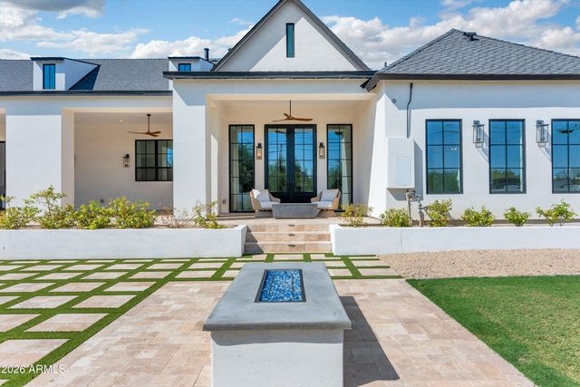 10229 N 64th Street, Paradise Valley, AZ 85253