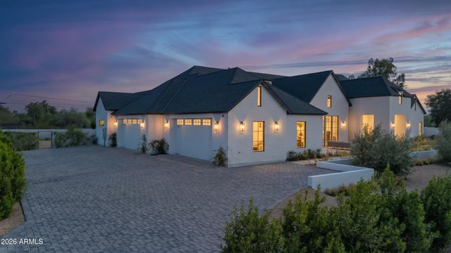 10229 N 64th Street, Paradise Valley, AZ 85253